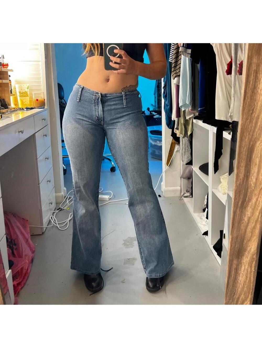 •VINTAGE NEW YORK BLUES EARLY 2000s LIGHT WASH POCKETLESS FLARE JEANS [COPY]